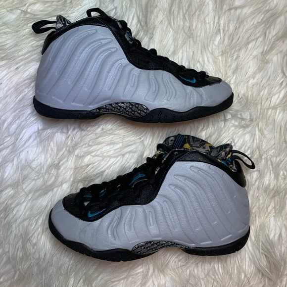 nike foamposite graffiti